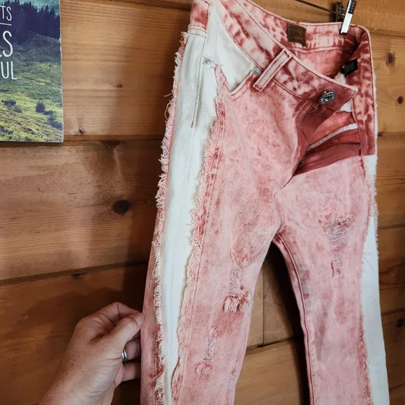 POL 💜 NWT Acid Wash Red White Straight Crop Distressed Jeans Grunge Boho S X24" - Picture 13 of 13